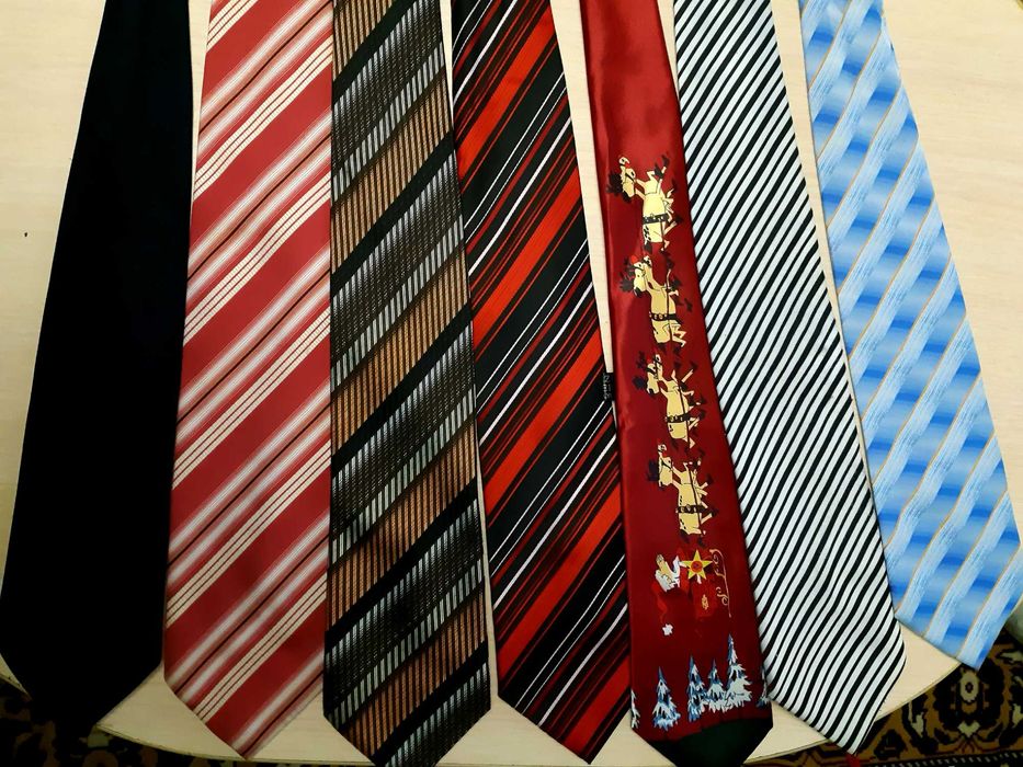 Продам галстуки и бабочки