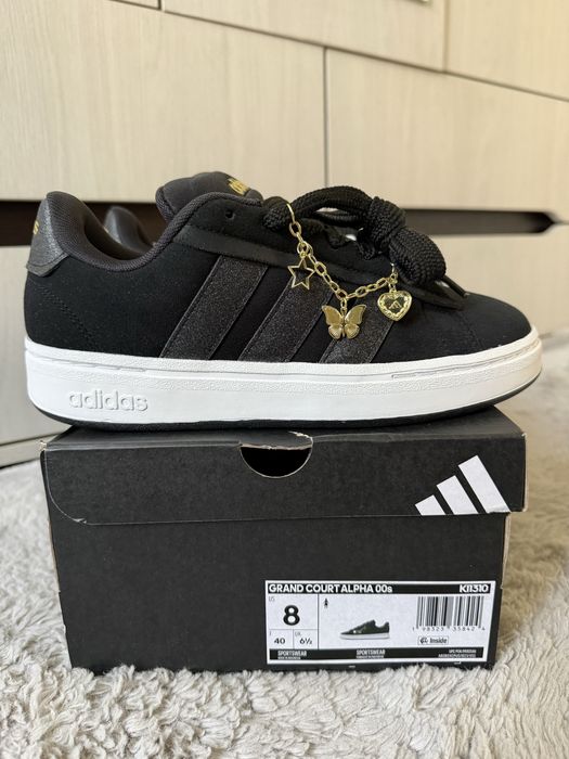 Кроссовки Adidas