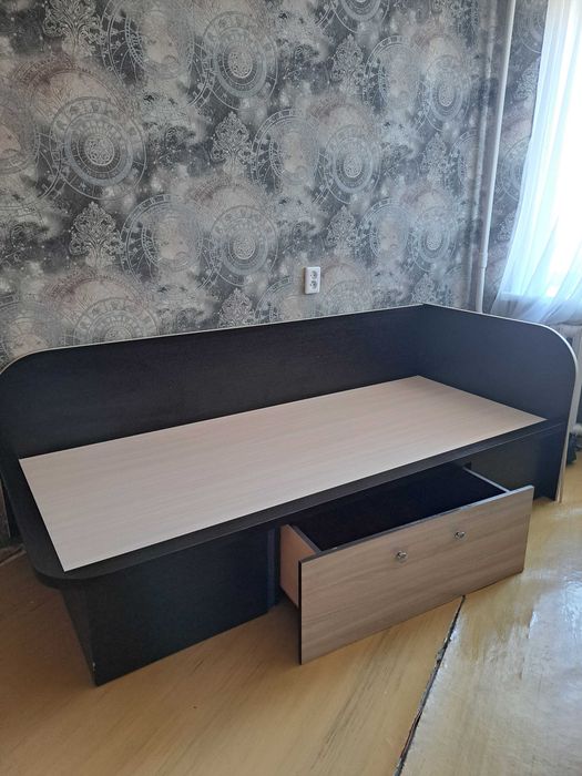 Кровать тахта с ящиком
