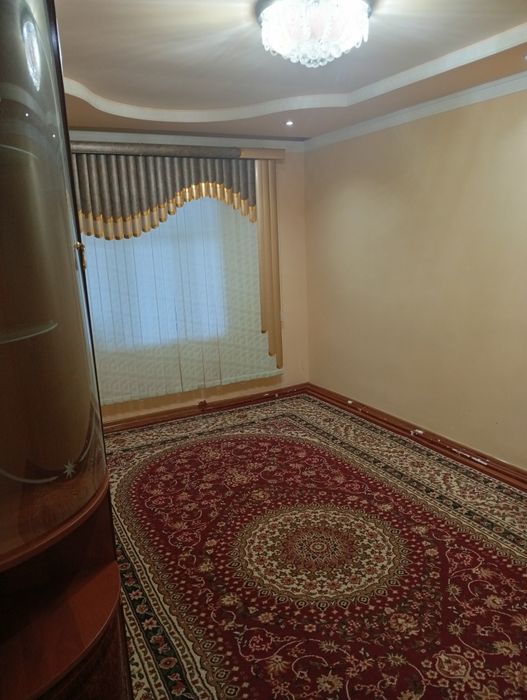 Манеж енда 3-каватда жойлашган 3 хонали квартира сотилади