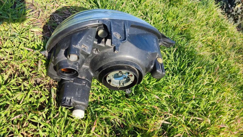 Фарове с машинки Валео Valeo за Опел Корса Б Opel Corsa B