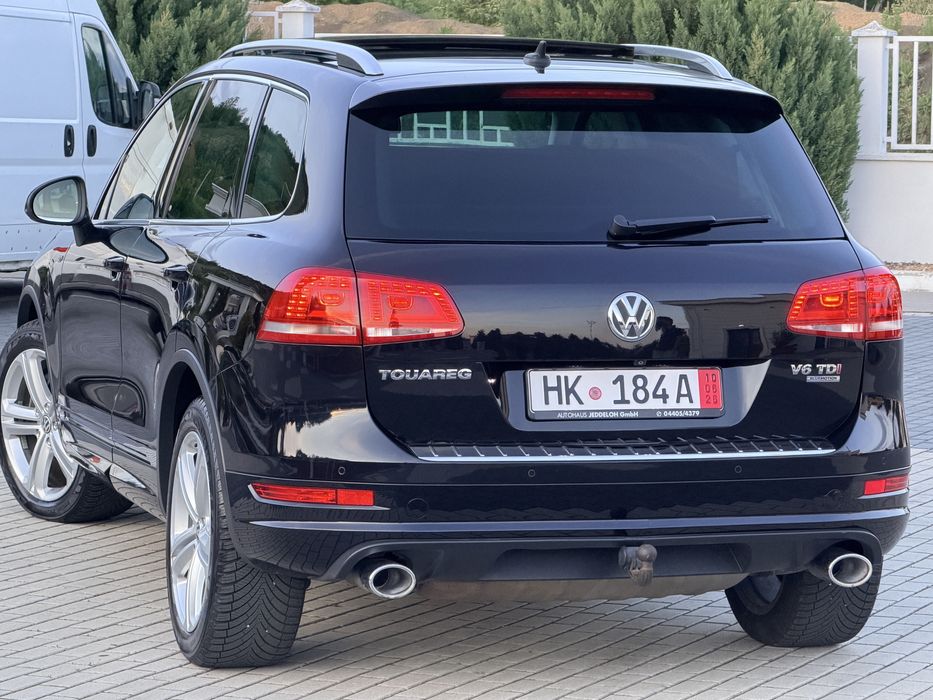 Vw Touareg R-LINE 3.0TDI 245CP 2013 Bi-Xenon /Leduri/Panoramic/Piele/Ventilatie