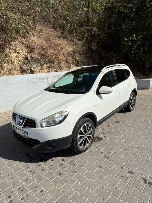 Nissan Qashqai +2 , 2.0 d 4x4 .