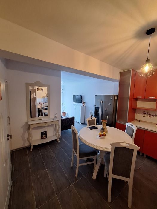 Apartament cu terasa