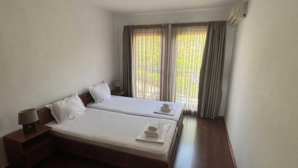 Тристаен апартамент с директна гледка море в к-с Марина Кейп, Ахелой