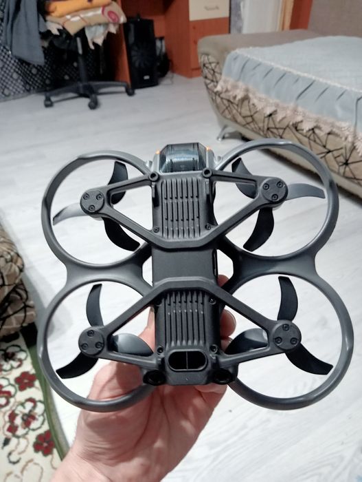 Дрон DJI Avata 2 Fly More Combo (3 батареи) серый