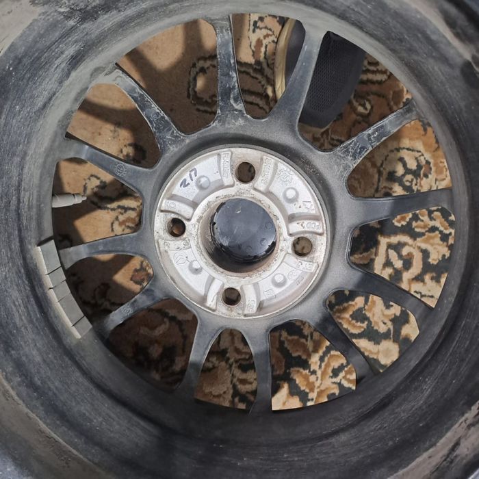 Продам диски R14 с резиной