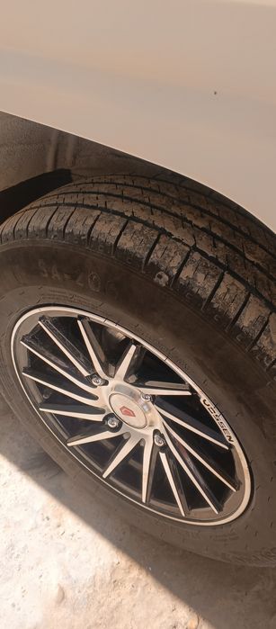 R13 Vossen diska baloni bilan sotiladi
