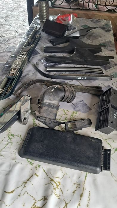 Мерседес.202 Консольи салона..