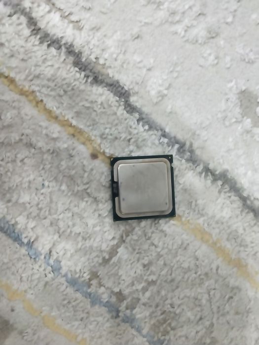 4 ядерный процессор Intel Core 2 Quad Q6600