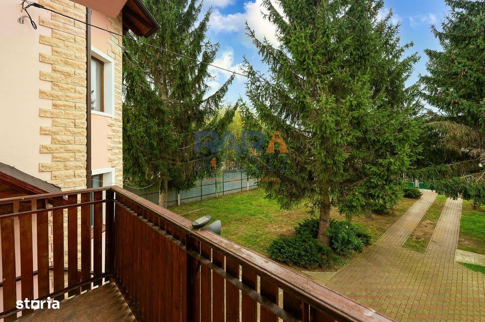 Vilă cu 6 dormitoare, 2 garaje, anexe multiple - 2076 mp teren