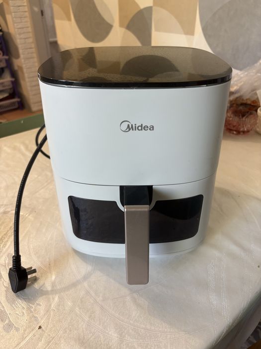 Продам Аэрогриль Midea