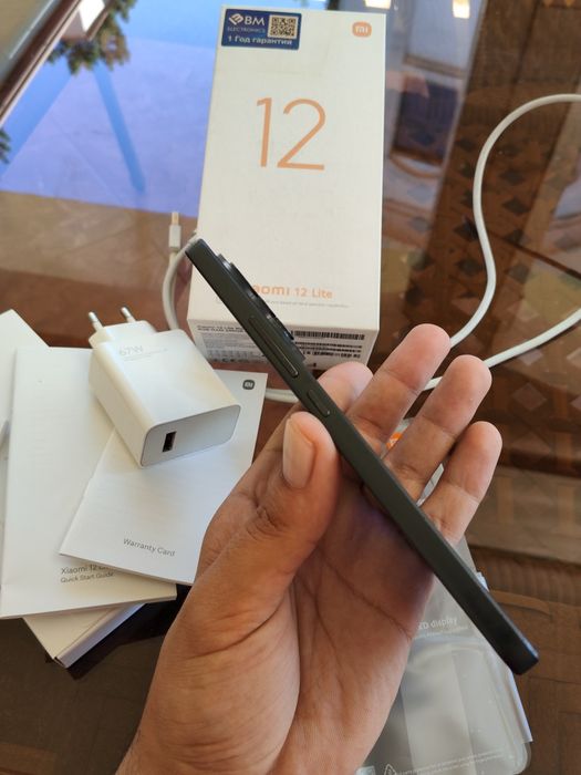 Sub-Flagman Xiaomi 12 Lite 5G 8/256гб в отличном состоянии с коробкой
