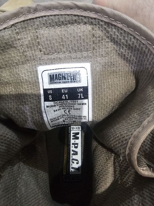 Bocanci militari Magnum nr 41, dimensiune talpic 26,5 cm