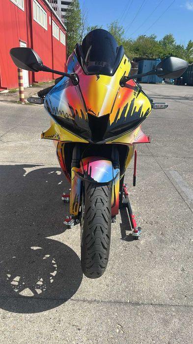 Honda CBR600RR 2025 vopsea custom unica 550km! in urcare usoara!