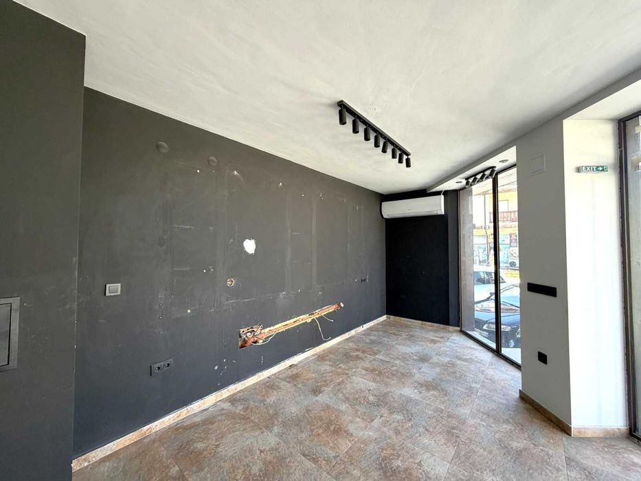 Помещение под наем в Банско