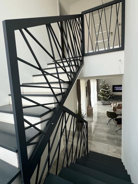 Producem din aluminiu garduri, balustrade, mascare tomberoane sau tevi
