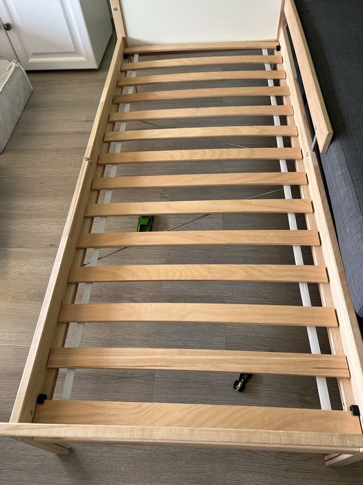 Cadru pat+ somieră + saltea spumă 70x160