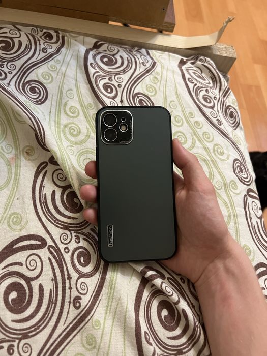 iPhone 12 на 128GB синий в идеале