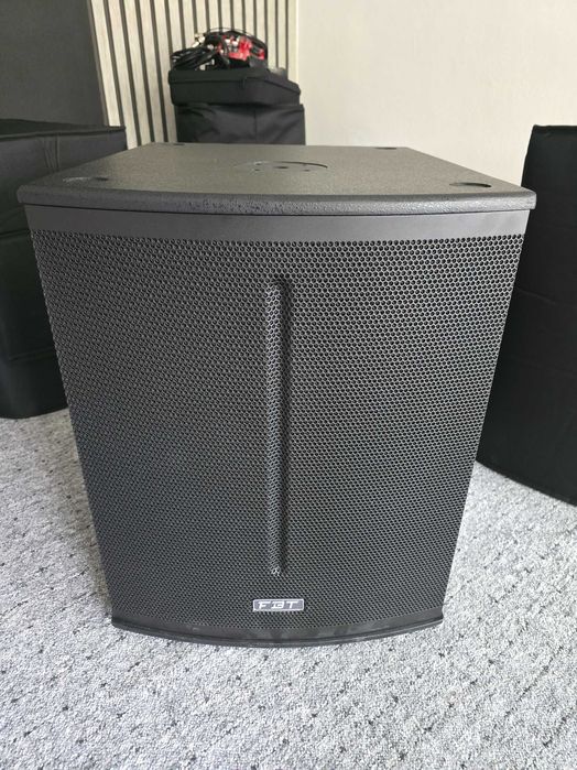 FBT SUBx 115 SA bass