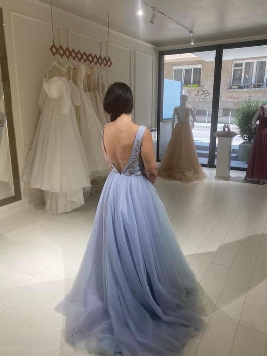 Официална рокля