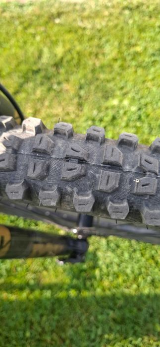 Canyon Torque ( Fox, Rockshox, Shimano]