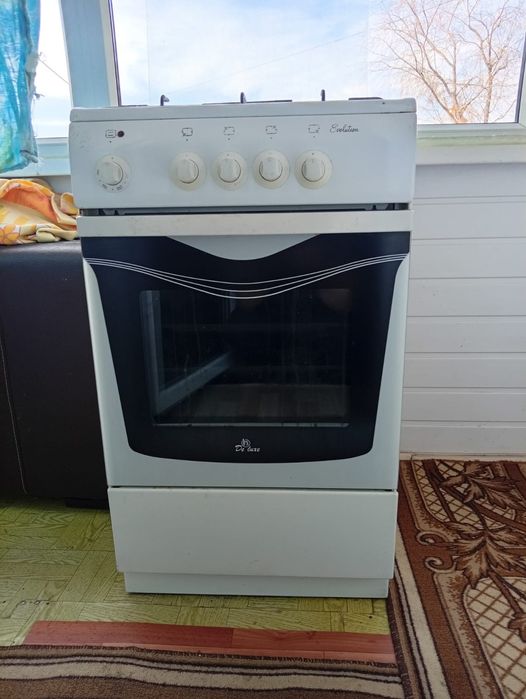 Продам газовую плиту