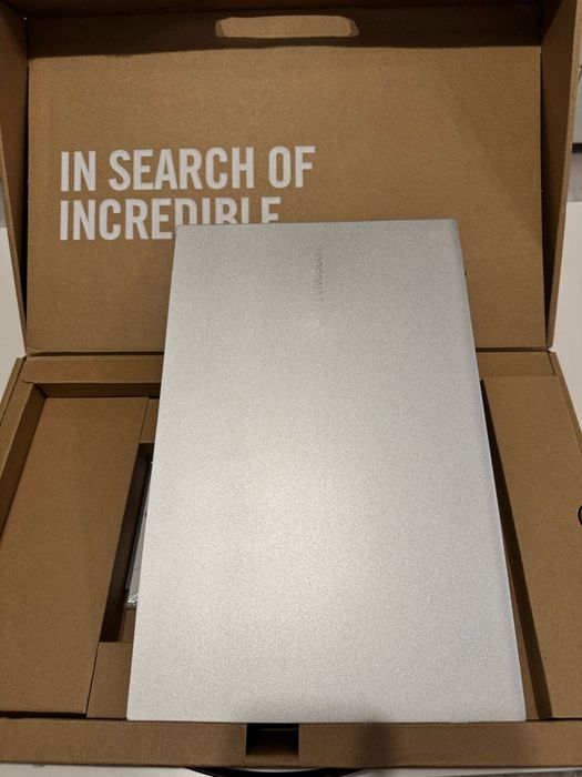 Laptop i7 Asus Vivobook S15 (S531F) (impecabil)