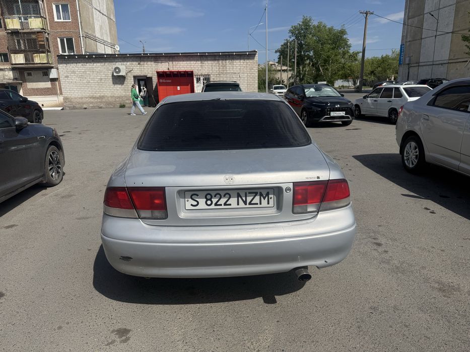 Mazda 626 cronos