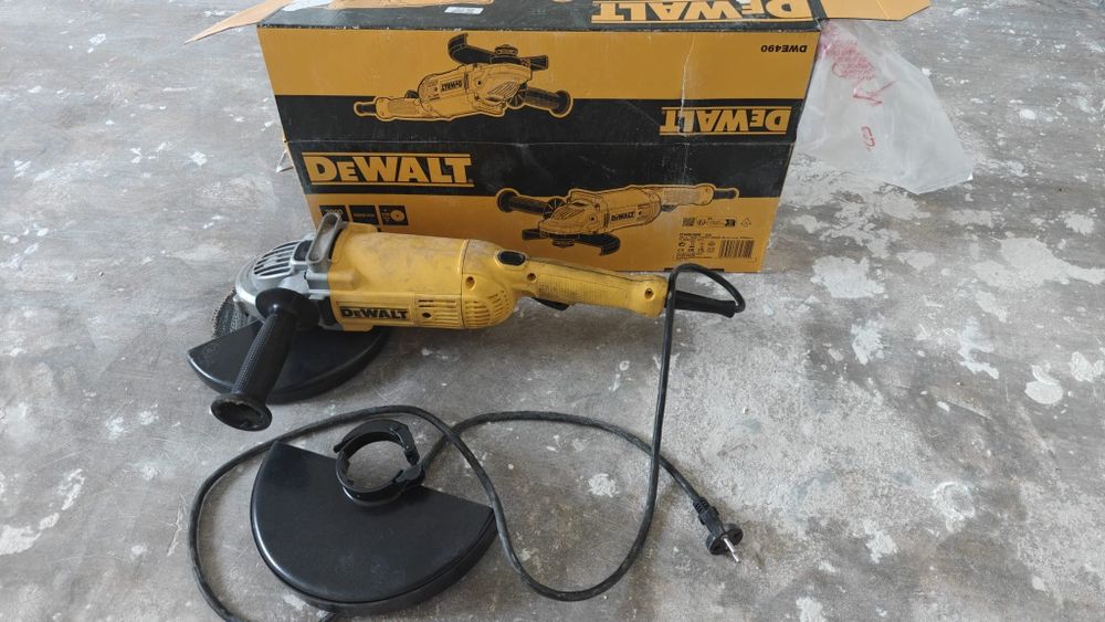 Polizor unghiular DeWALT DWE490 2000W 230mm