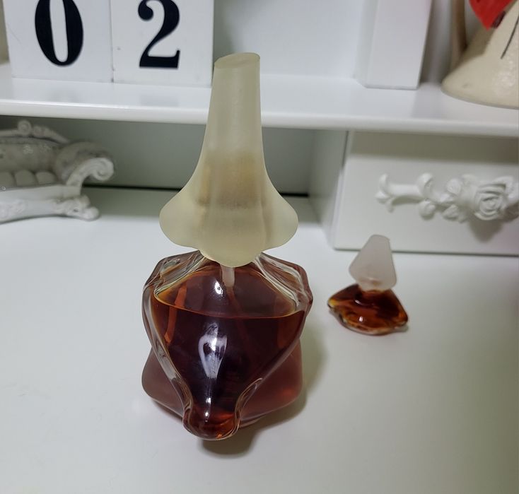 Parfum vintage pentru femei
