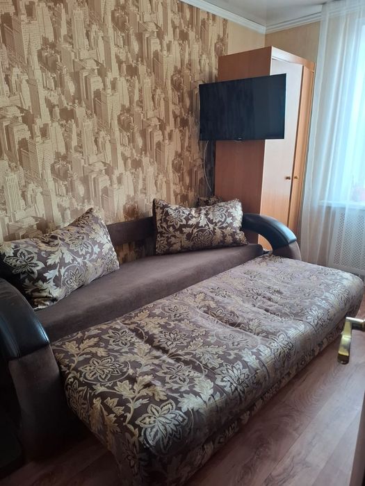 Отдам диван самовывоз город