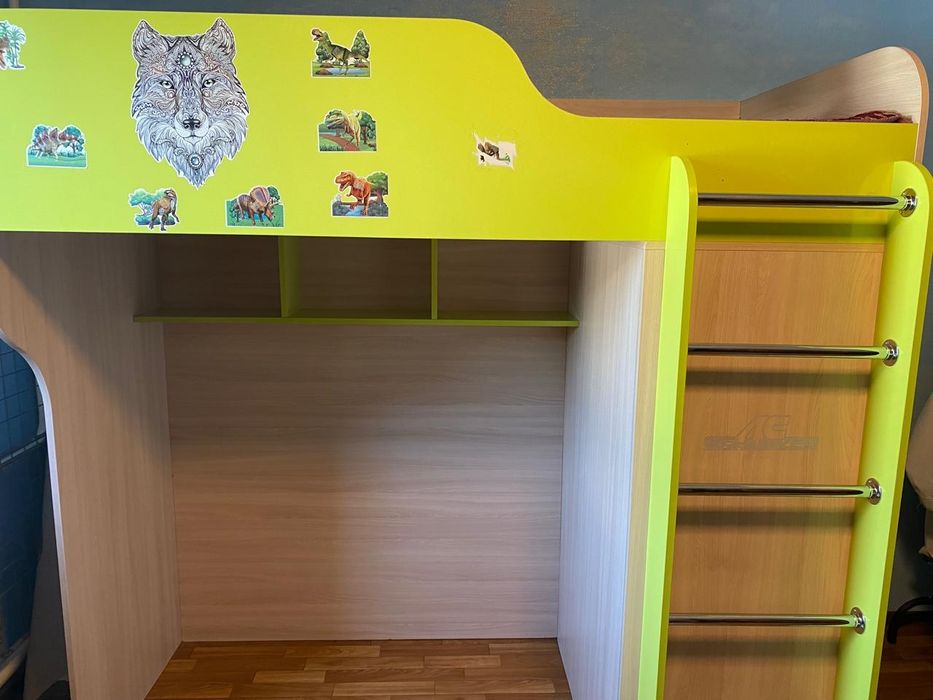 Продам детскую кровать