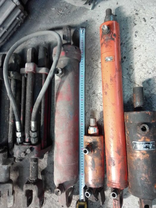 Хидравлични и пневматични цилиндри