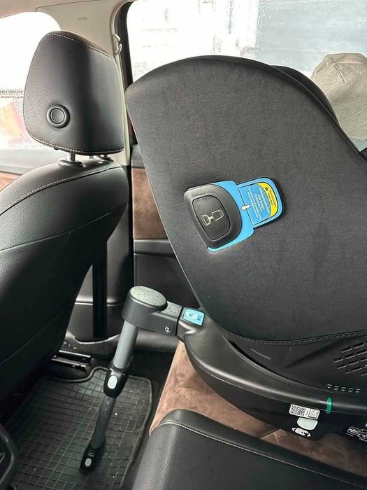 Vand Scaun auto de copil Isofix cu intoarcere 360 grade si inclinatie
