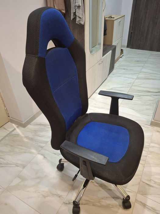 Геймърски стол за бюро