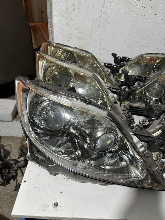 Фары на Lexus LS 460