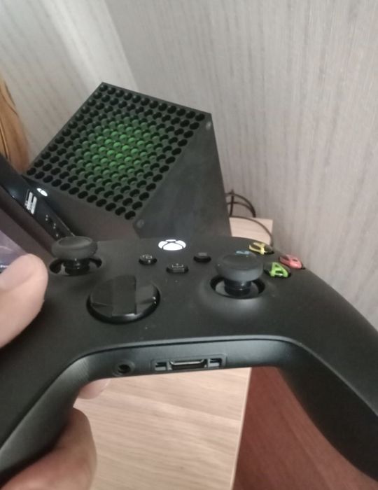 Продам xbox series x
