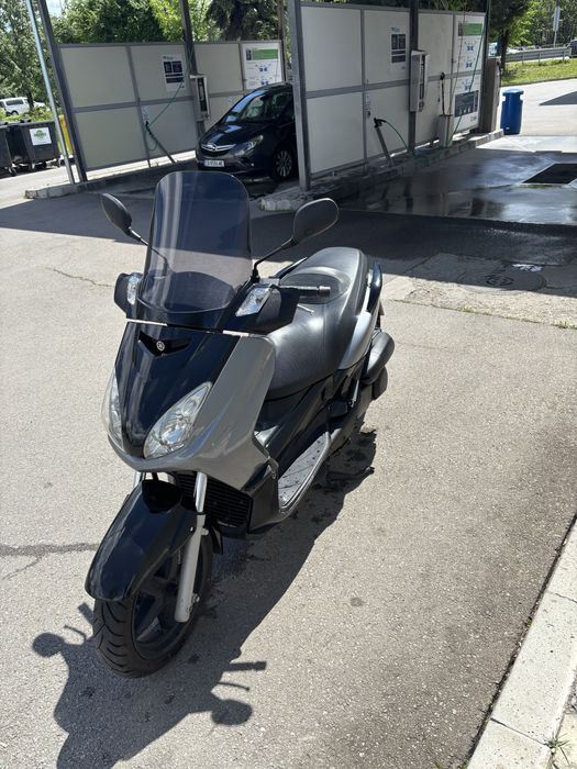 Yamaha Xmax 250 на части