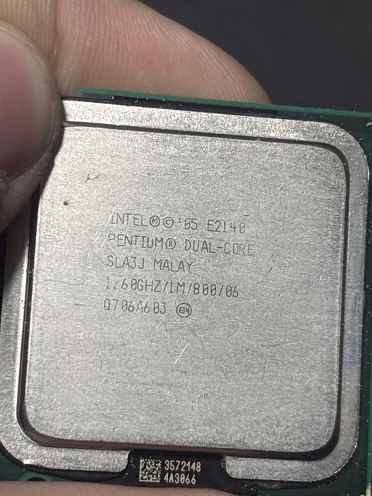 Продам процесор intel pentium