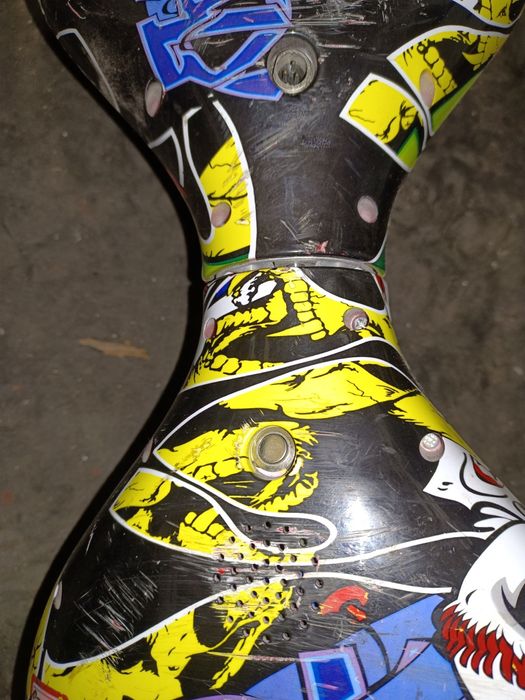 Гироскутор большой продам без зарядного устроиства