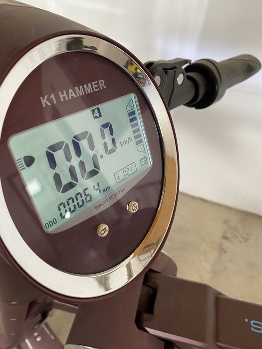 Vand/Schimb Bicicletă electrică pliabilă Horwin K1 aproape nouă cu iPhone 16 Pro sau 16 Pro Max