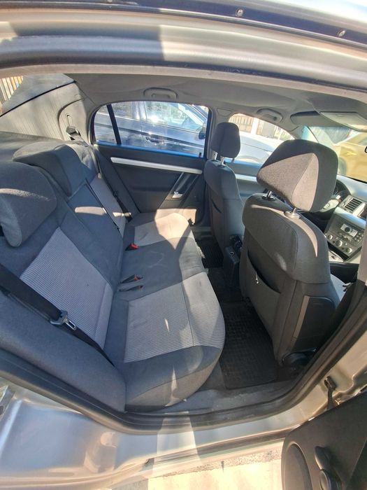 Opel vectra c 2.0 DTI 74kw , 2005