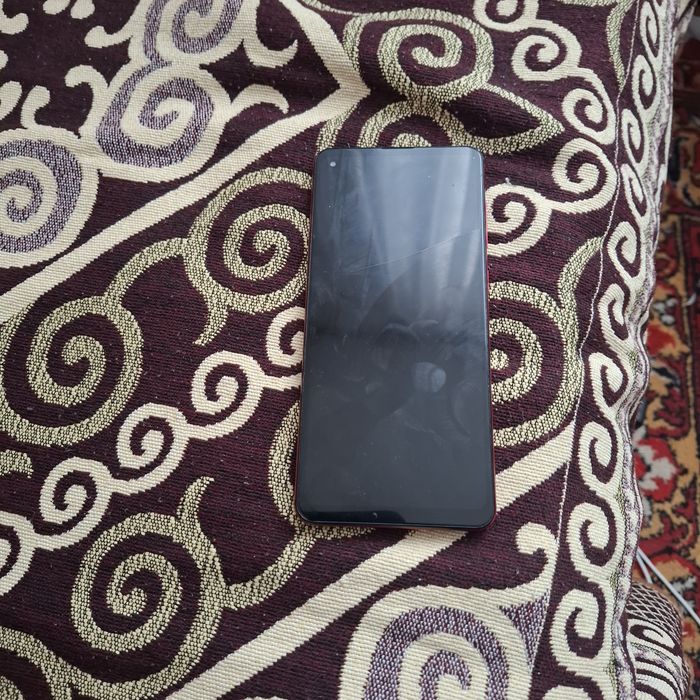 Продам телефон самсунг