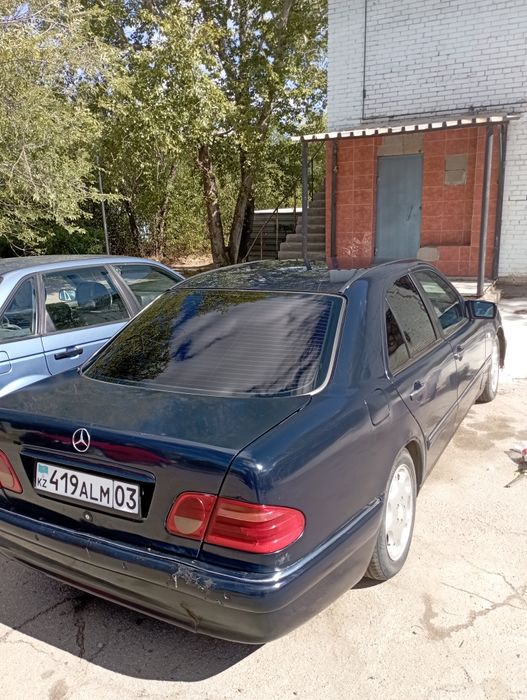Продам машину Мэрс 96 года
