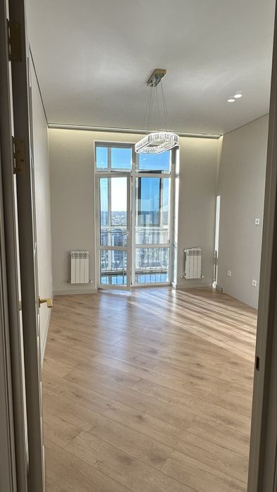 Продаю 2 комн квартиру ЖК Атамура