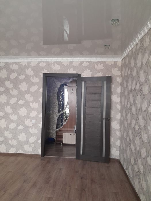 Продам квартиру 3-х комнатную