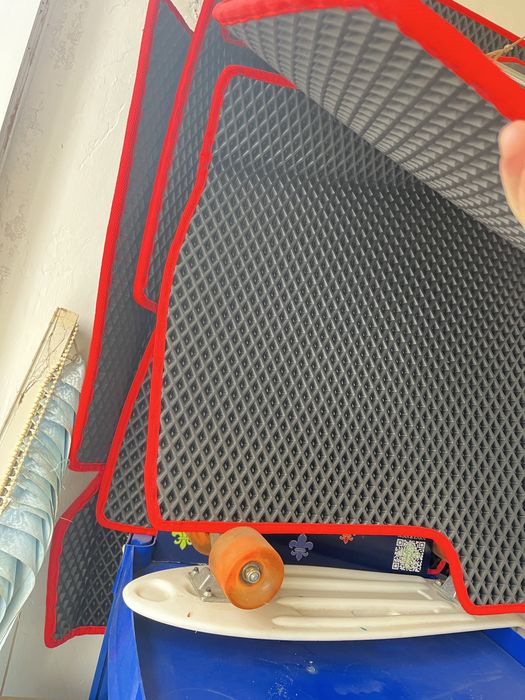 Продам коврики Ева для ауди А6 С4