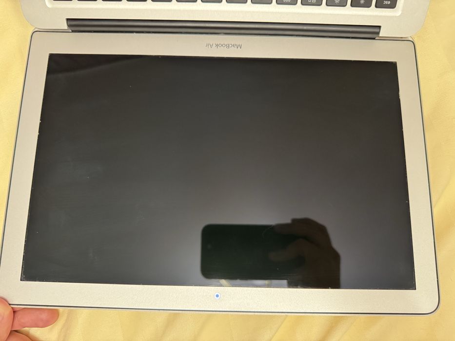 Macbook Air 13 8gb 250gb beterie noua