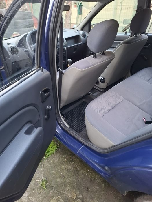 Dacia Logan Standard 2006 1.4